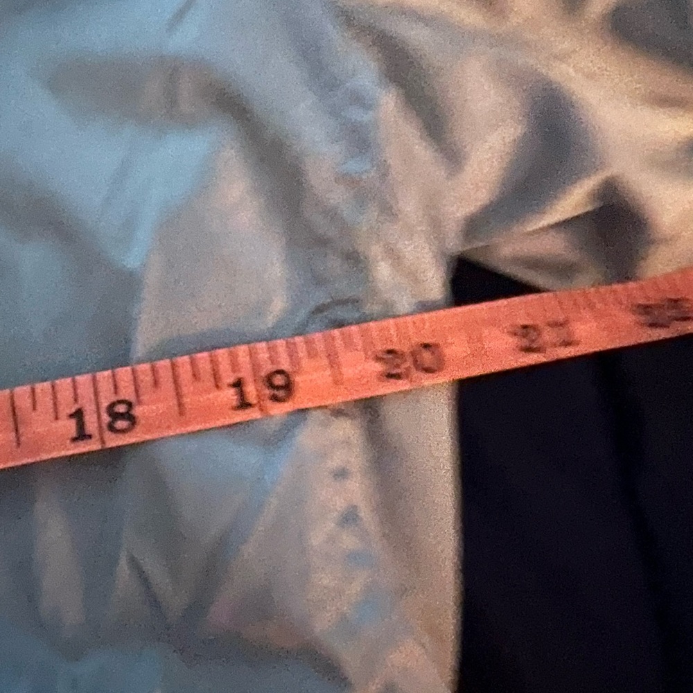Burberry rain jacket - Picture 11 of 12